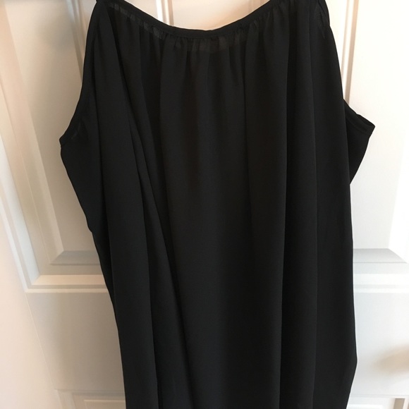 Three Eighty Two Payton Cold Shoulder Top - Picture 6 of 7